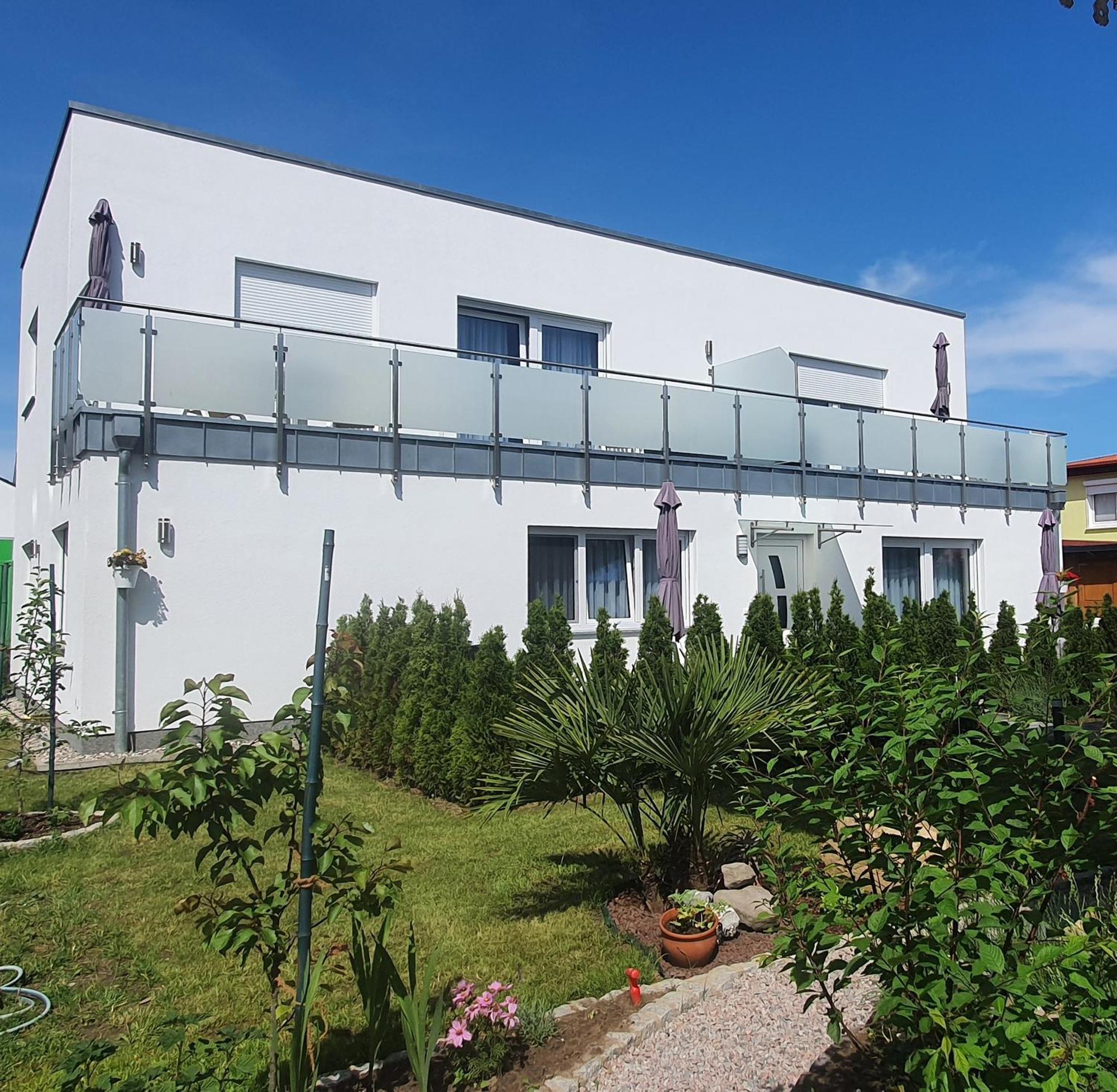 Ferienwohnungen "Godewind", Appartements Mit Balkon Oder Terrasse Zinnowitz Esterno foto